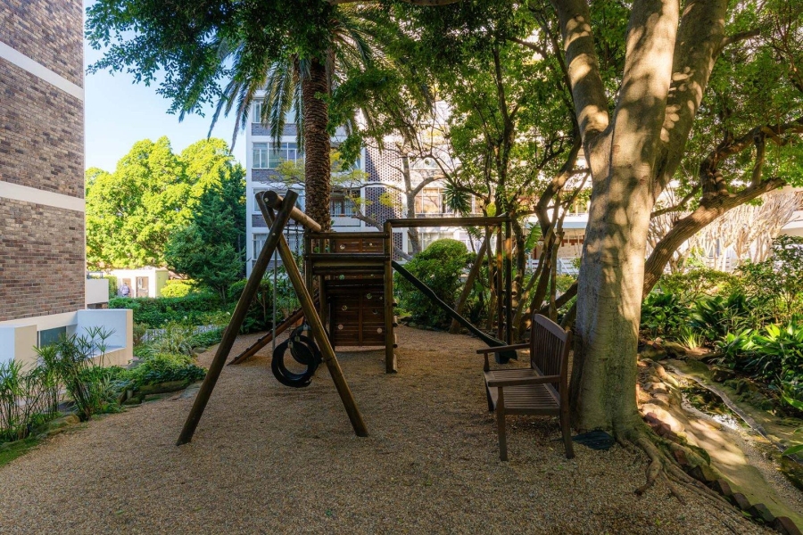 1 Bedroom Property for Sale in Cape Town City Centre Western Cape